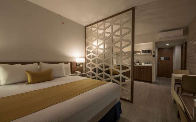 Microtel Inn & Suites by Wyndham San Luis Potosi