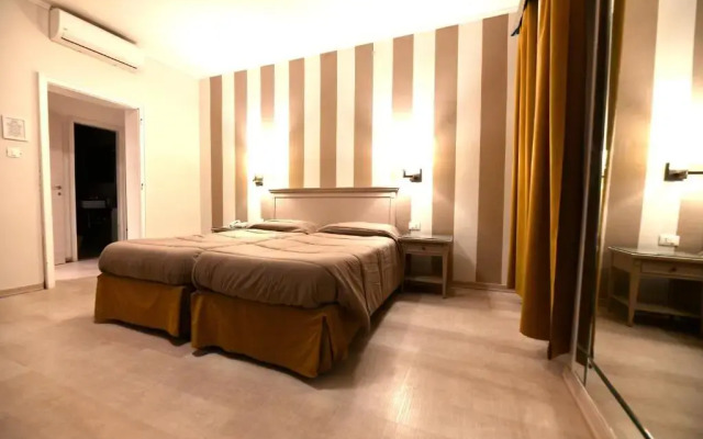 Hotel Bristol