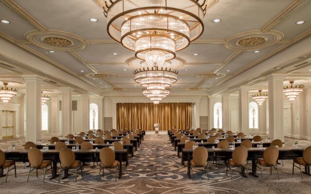 The Roosevelt New Orleans, A Waldorf Astoria Hotel