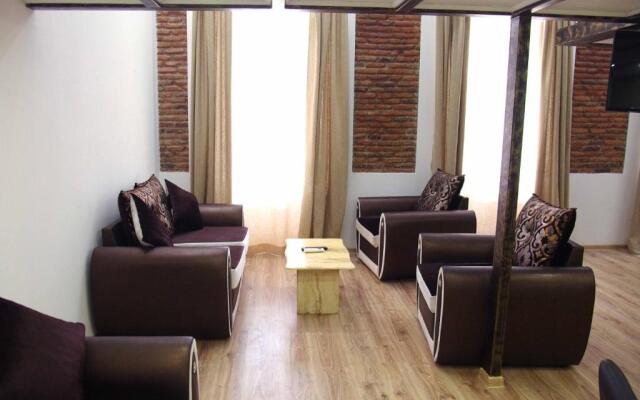 Apartment on Tabidze