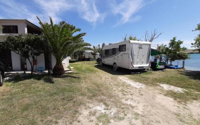 Camp Pere