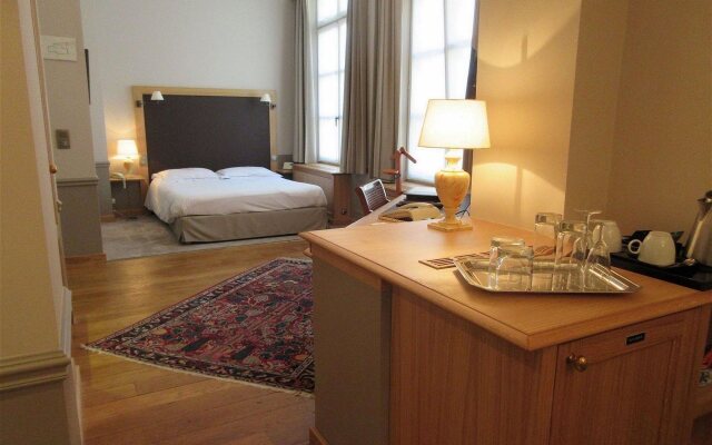 Hotel le Dixseptième