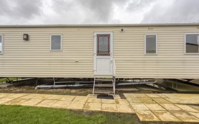 Gorgeous Home in Hastings With Sea Nearby