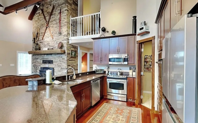 A Lakefront Paradise