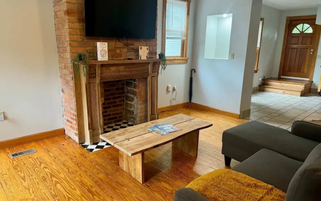 Free Parking - Prime Location - Downtown
