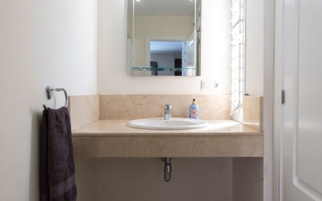 Classic Villa, luxe, private pool & prime location