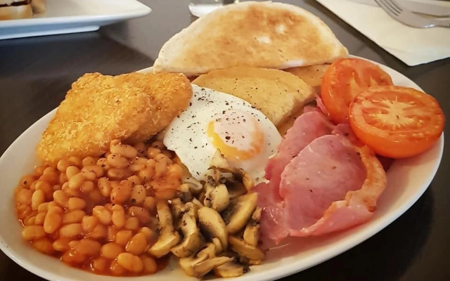 Sutton Staithe Hotel