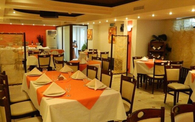 Elizeu Hotel