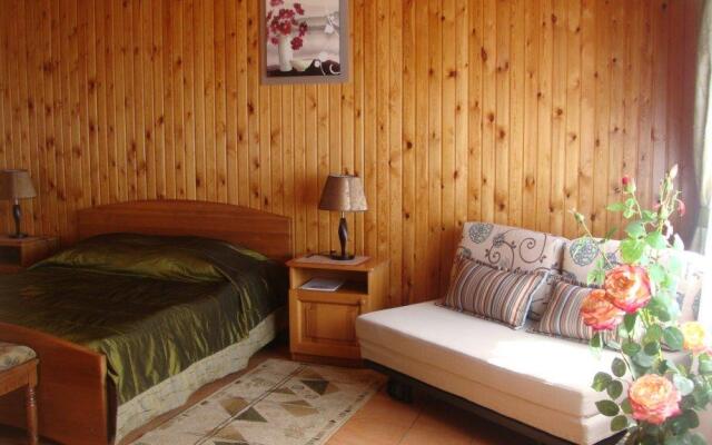 Mini-hotel U Ozera