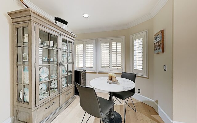 Designer - 3 Br Home