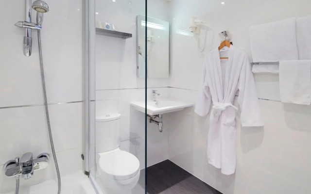 Hôtel Kyriad Paris Bezons - La Défense