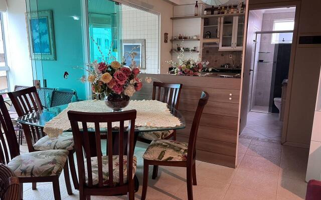 Lindo Apto a 100m da Praia de Jurere Crj101