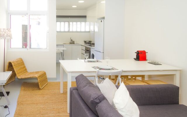 Liiiving In Porto - Serralves Corporate Apartment