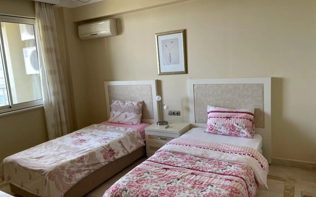 Goldcity Hotel