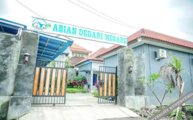 OYO 91206 Abian Dedari Mesari