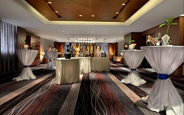 Crowne Plaza Yading by IHG