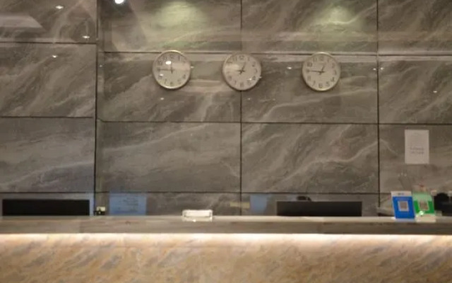 Tonghai Yunshang Impression Theme Hotel