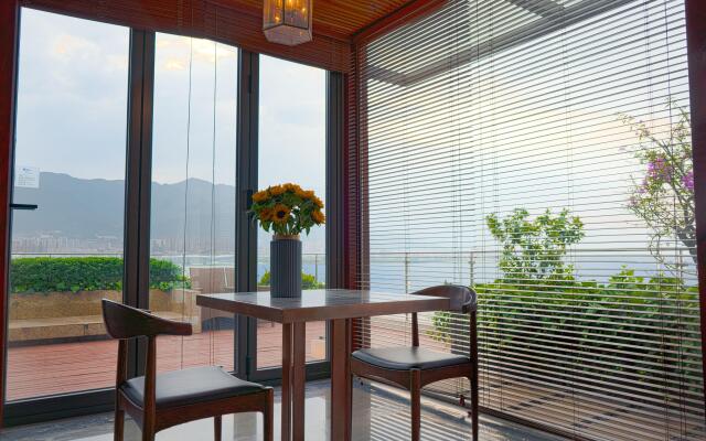 Hotel Indigo Dali Erhai by IHG