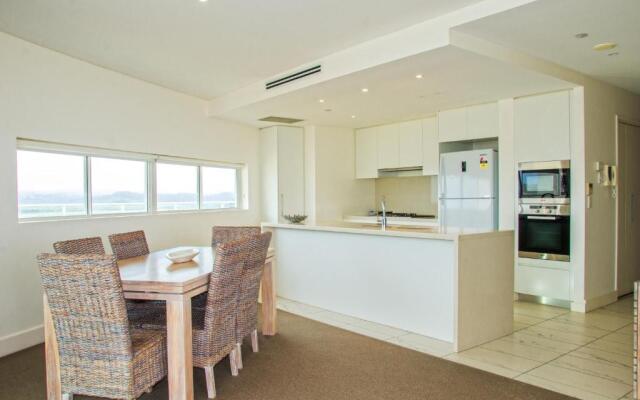 Kirra Surf Apartments