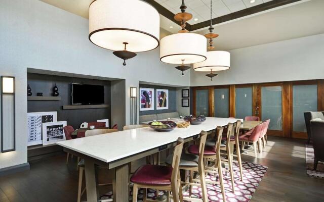 Hampton Inn & Suites Columbus-Easton Area