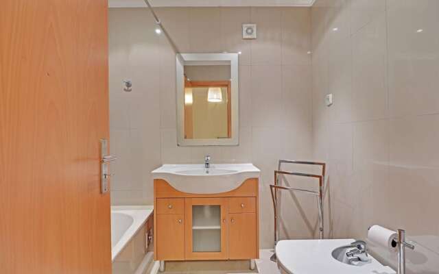 Albufeira Garden Villa With Pool by Homing