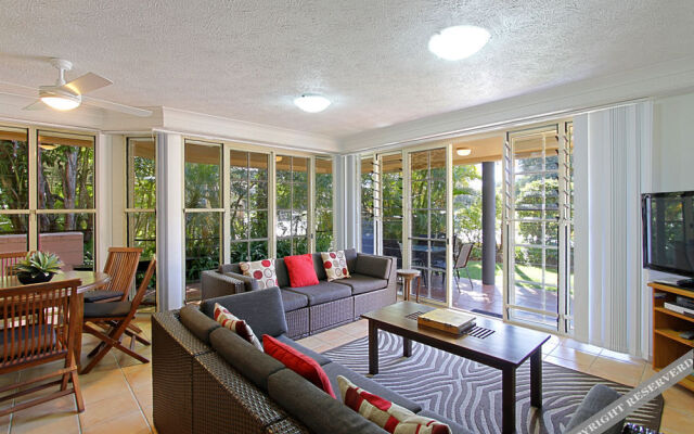 Sea Breeze Apartments
