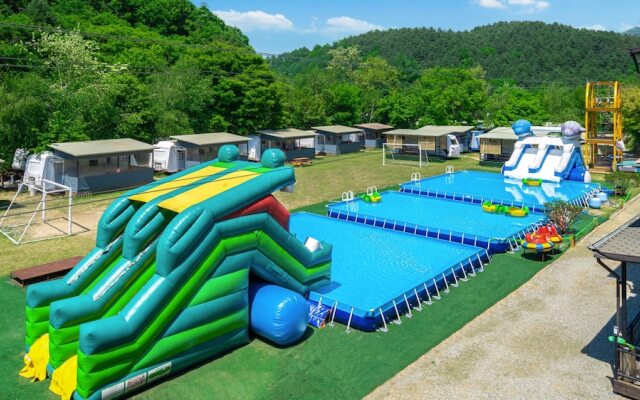 Gapyeong Saeyeon Caravan - Glamping