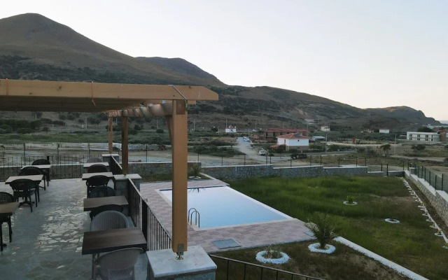 Rigani Gökçeada (+14)