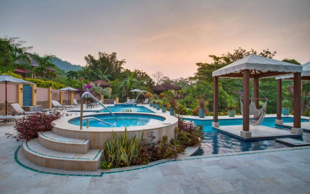 Sleeping Giant Rainforest Lodge