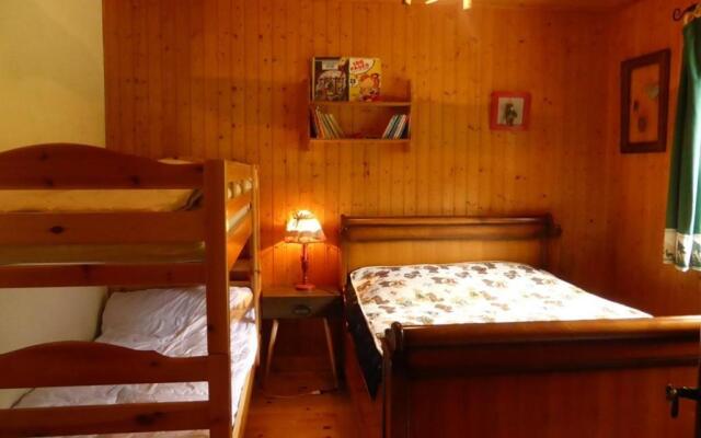 Chalet Arêches-Beaufort, 5 pièces, 14 personnes - FR-1-342-239