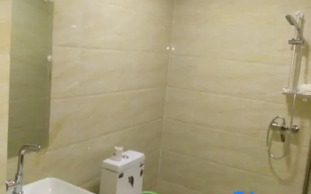 Yanbian Junmanlou Hotel