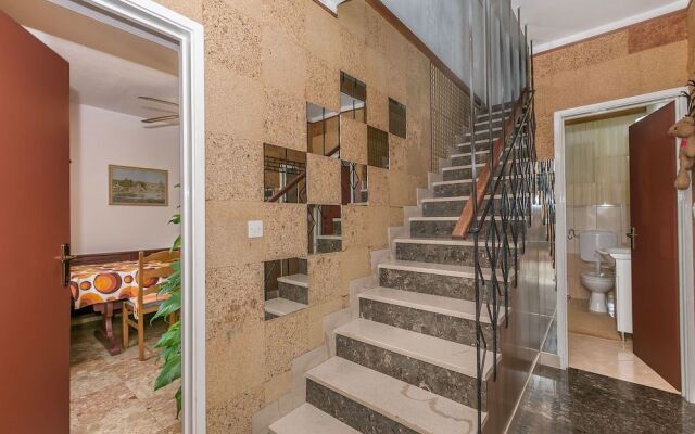 Apartment Proti