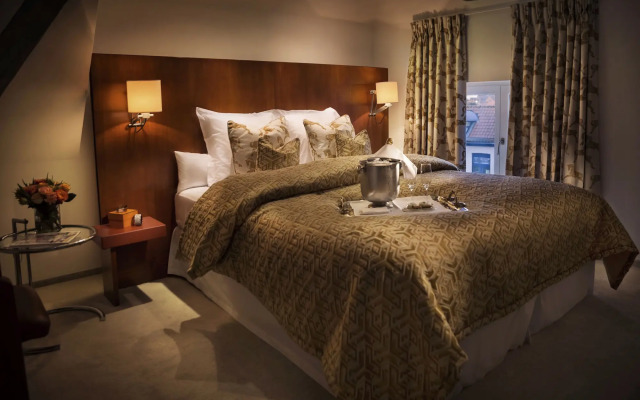 Hotel Van Cleef