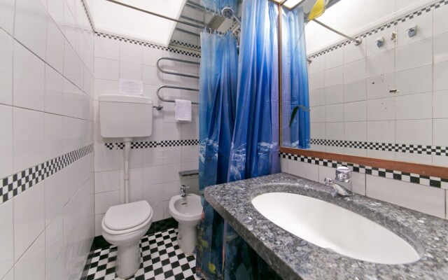 Budget San Stae House