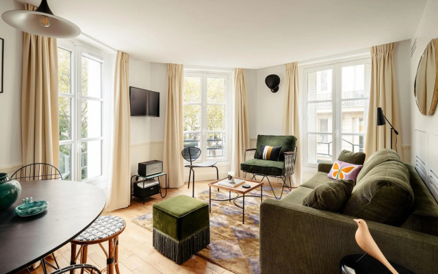 My Maison In Paris - Louvre