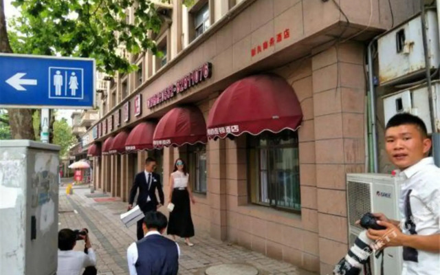 100 Inn Chain Hotel (Qingdao German Style Street)
