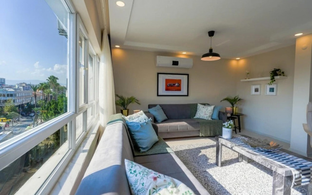 Missafir Stylish Flat Near Hadrian s Gate