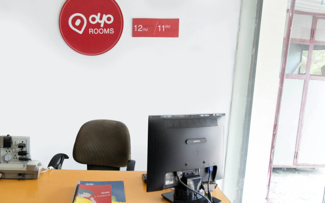 OYO 1049 Nirman Nagar