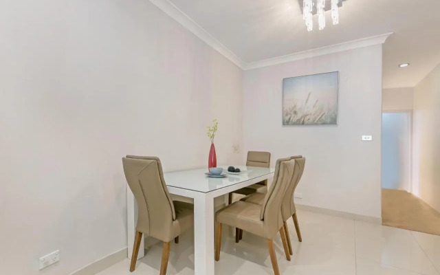 Kozyguru Leichhardt Cozy Holiday 3 Bed Home + Free Parking-Nle367