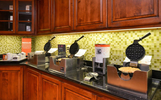 Hampton Inn & Suites Fredericksburg South