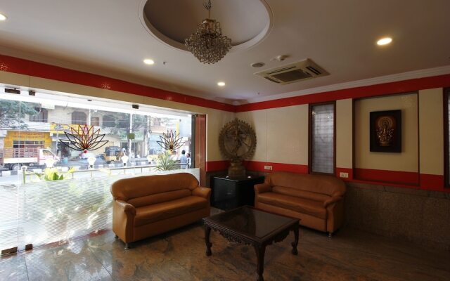 OYO Flagship 27863 Sri Sai Regency