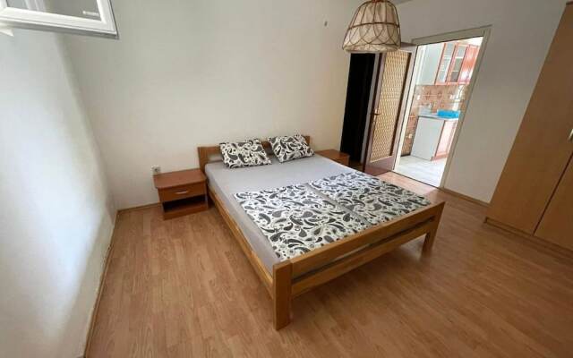 White Apartment for 2