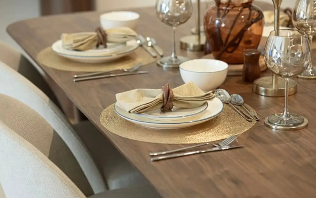 Burj Crown Lux Apartment by Dubai Mall