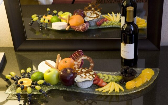 Sheraton Grand Rapids Airport Hotel