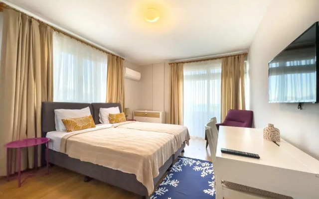 Cloud 9 Rooms