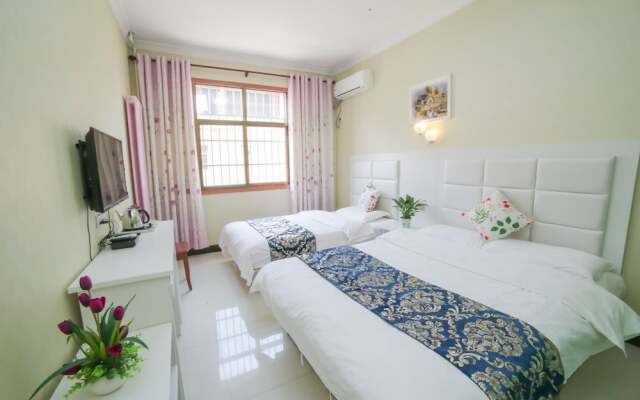 Xi'an Aiweixin Theme Hotel