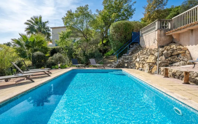 Holiday Home Bartavelle