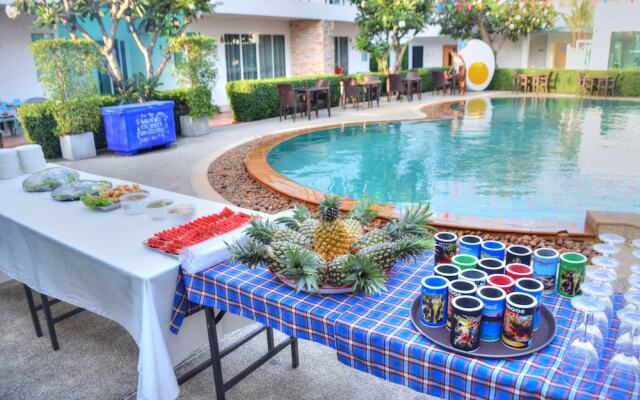 Pool Access 89 @Rawai Hotel