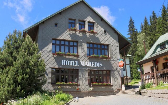 Hotel Maredis