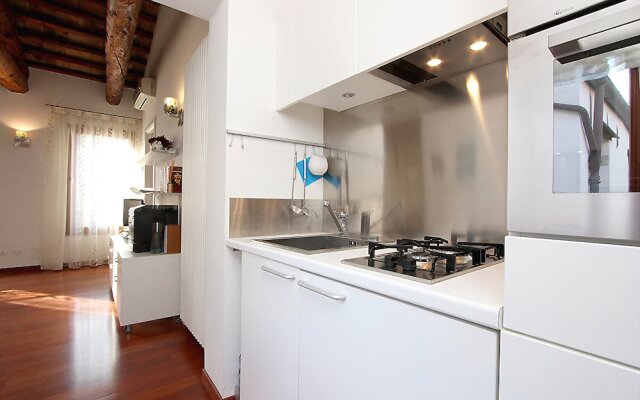City Apartments - Crystal